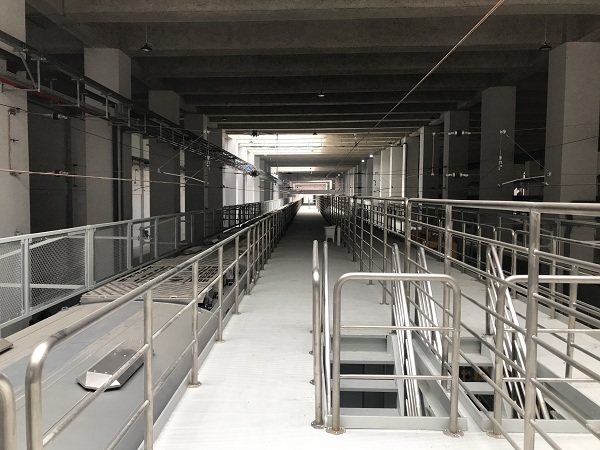 喜有沃與中鐵建合作深圳地鐵304不銹鋼管護欄項目